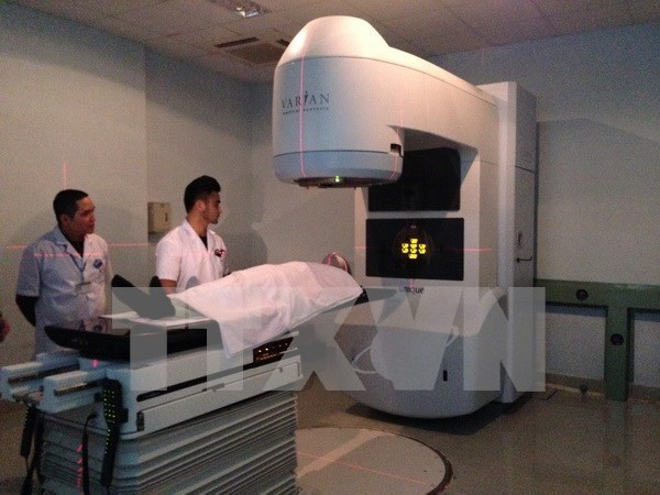 Desarrollan centro de Oncologia de Cho Ray a nivel avanzado hinh anh 1