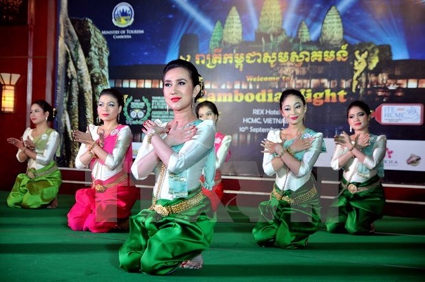 Respalda Camboya impulso de cooperacion cultural con Vietnam hinh anh 1