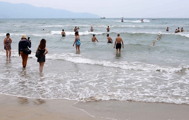 Calidad de agua del mar de Da Nang en limite minimo permitido hinh anh 1
