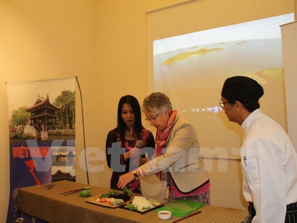 Promueven arte culinaria vietnamita en Argentina hinh anh 1