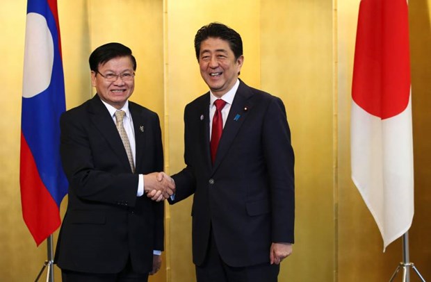 Dispuesto Japon de apoyar a Laos en cargo de presidente de ASEAN hinh anh 1