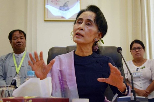 Aung San Suu Kyi visita Tailandia hinh anh 1