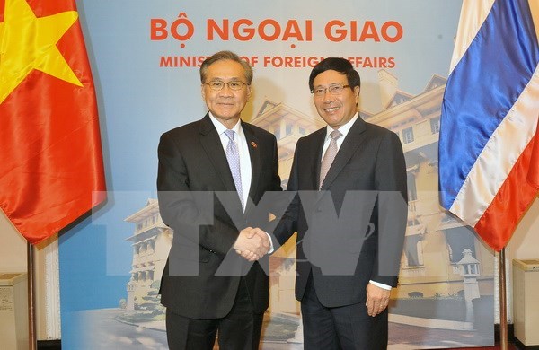 Vietnam y Tailandia acuerdan incrementar conexion economica hinh anh 1