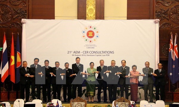 ASEAN discute con Australia y Nueva Zelanda para impulsar lazos comerciales hinh anh 1