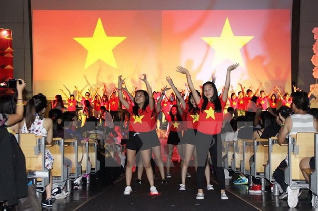 Celebran segundo festival de jovenes vietnamitas en Europa hinh anh 1