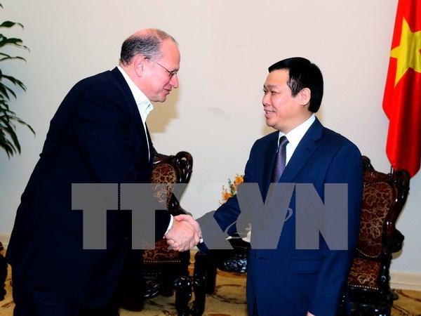 Vicepremier de Vietnam estimula inversiones de AIA en su pais hinh anh 1