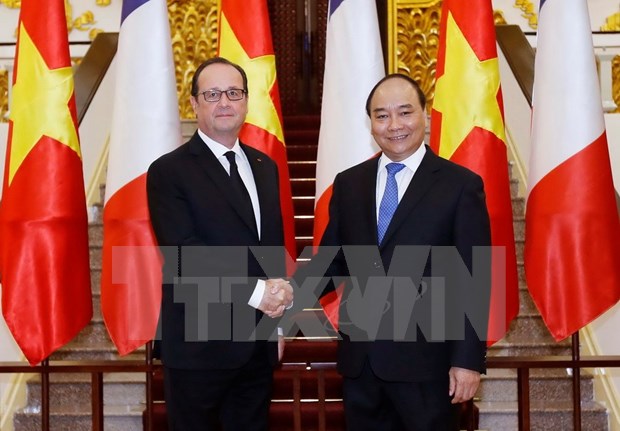 Esforzado Gobierno de Vietnam por impulsar nexos con Francia, dijo premier hinh anh 1