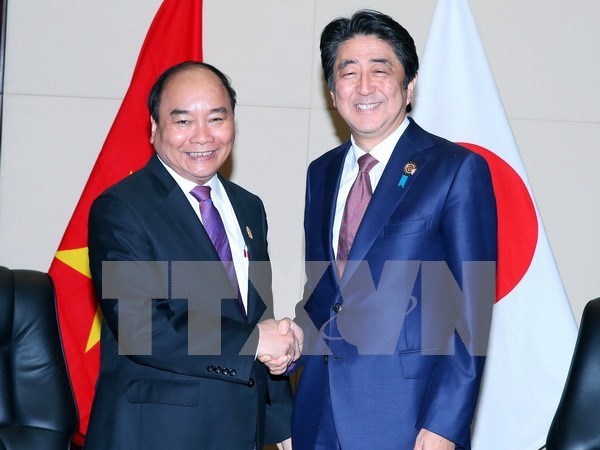 Premier de Vietnam se reune con homologos de Japon y Nueva Zelanda hinh anh 1