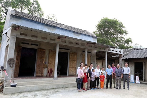 Habitat ofrece ayuda a familias desfavorecidas en provincia de Vietnam hinh anh 1