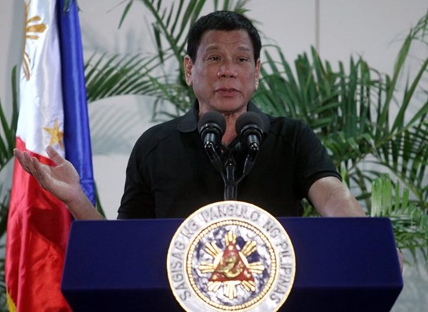 Duterte: Filipinas mantendra alianza militar con Estados Unidos hinh anh 1