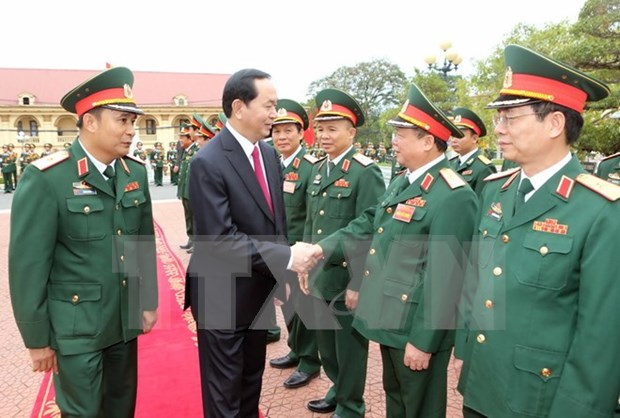 Presidente de Vietnam fija tareas para fuerzas armadas de zona militar 2 en Phu Tho hinh anh 1