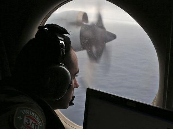 Extienden hasta 2017 busqueda de avion desaparecido MH370 hinh anh 1