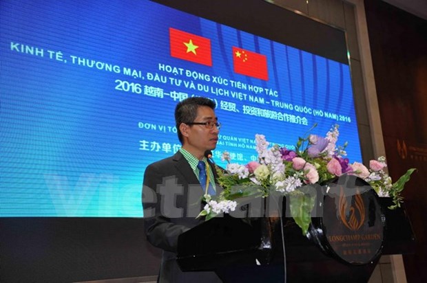 Seminario busca promover comercio entre Vietnam y China hinh anh 1