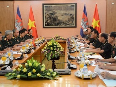 Vienam y Camboya efectuan segundo dialogo sobre politicas de defensa hinh anh 1