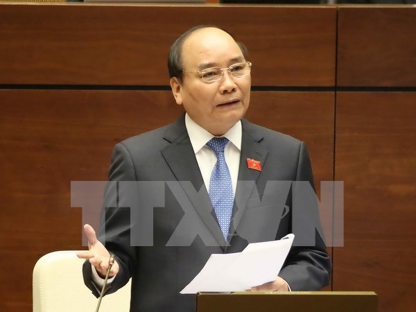 Premier de Vietnam comparece ante Parlamento sobre asuntos de interes publico hinh anh 1