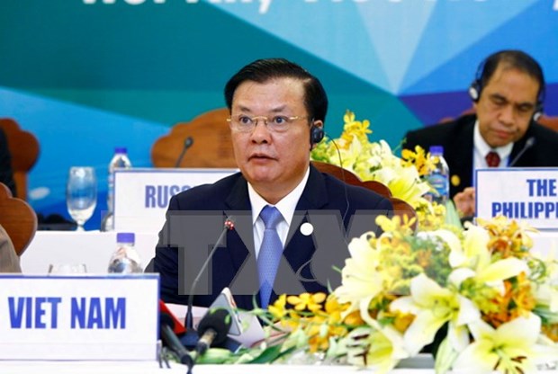 Ministro vietnamita enfatiza necesidad de financiamientos sociales para infraestructuras en APEC hinh anh 1