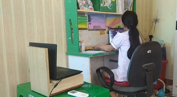 Vietnam implementa con exito la tarea dual en el curso escolar 2020-2021 hinh anh 2