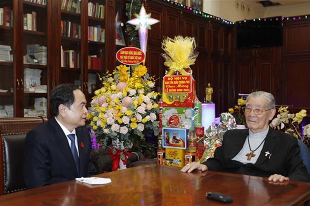 Vicepresidente del Parlamento vietnamita felicita a creyentes cristianos por Navidad hinh anh 1