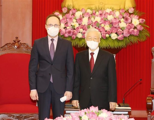 Rusia otorga importancia a cooperacion con Vietnam, segun embajador hinh anh 2
