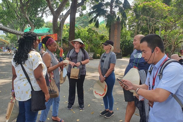 Vietnam busca atraer a turistas internacionales en periodo pospandemico hinh anh 1