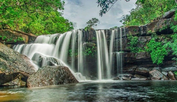 Sellos postales reflejan cuatro famosas cascadas de Vietnam hinh anh 5