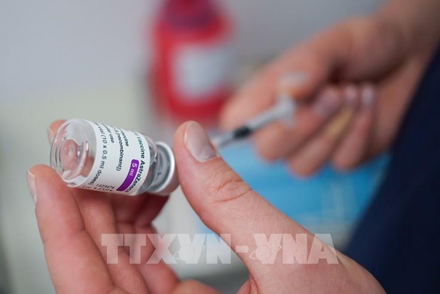 Distribuyen en Vietnam segundo lote de vacunas contra el COVID-19 hinh anh 1