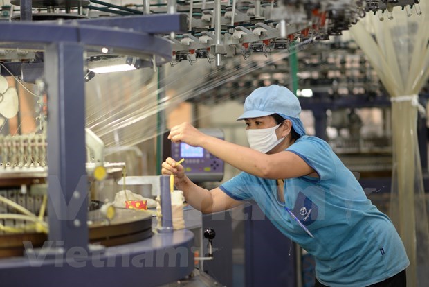 Vietnam mejora 16 escanos en ranking mundial de competitividad industrial hinh anh 1