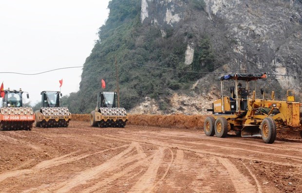 Construiran nueve tramos adicionales en autopista Norte-Sur de Vietnam en el periodo 2021-2025 hinh anh 1