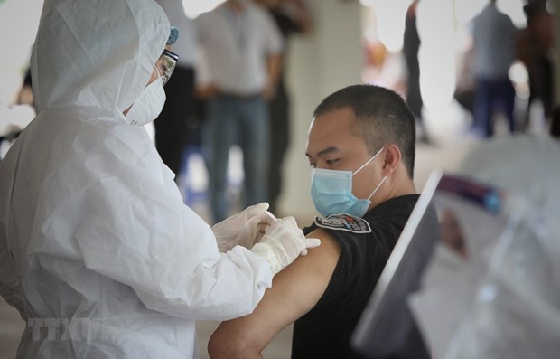 Diplomacia de vacunas: acierto de Vietnam ante el COVID-19 hinh anh 3