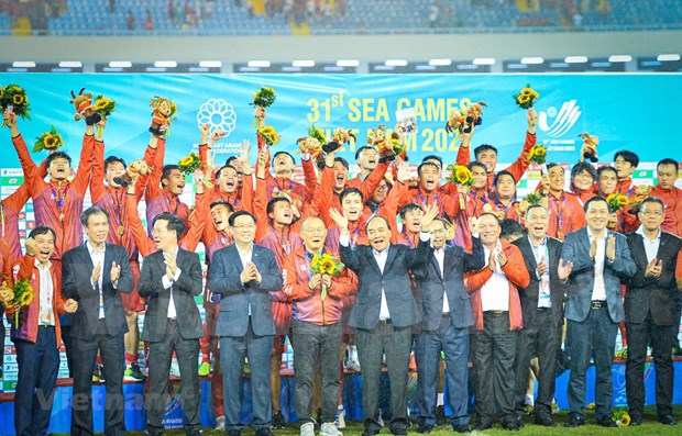 Park Hang-seo alcanzo la gloria como entrenador en Vietnam hinh anh 1