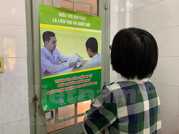 Aumenta tendencia de contagios de VIH/SIDA entre adolescentes vietnamitas hinh anh 4