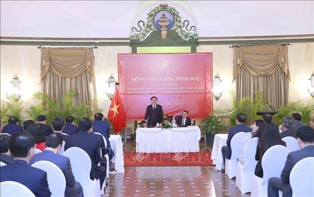 Sostiene titular del Parlamento vietnamita encuentro con compatriotas en Cuba hinh anh 2