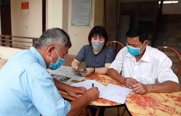 Gobierno vietnamita ofrece asistencia a trabajadores afectados por el COVID-19 hinh anh 1