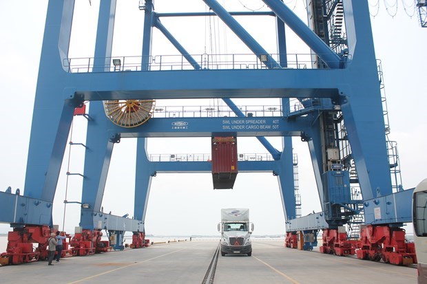 Industria logistica de Vietnam aprovecha oportunidades del EVFTA hinh anh 1