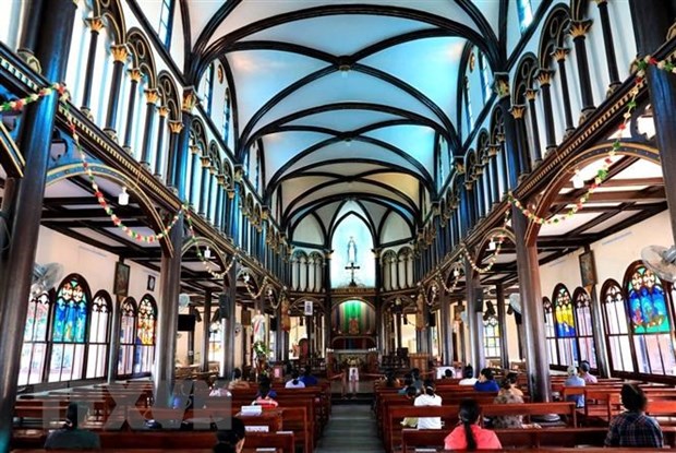 Deslumbrante Catedral de Kon Tum, a mas de un siglo de erigida en la Altiplanicie Occidental de Vietnam hinh anh 3