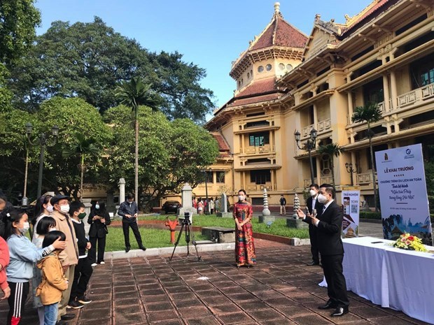 Hanoi crea nuevos productos turisticos en la nueva situacion hinh anh 1