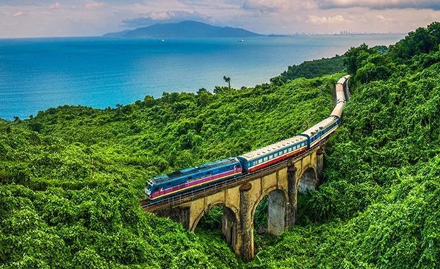 Industria ferroviaria de Vietnam propone renovar tuneles y puentes hinh anh 2