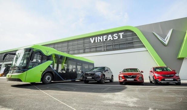 100% de autobuses de Vietnam utilizaran energia verde a partir de 2025 hinh anh 1