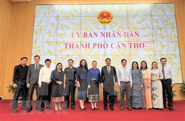 Laos propone proyecto de centro de comercio, cultura y turismo en Can Tho hinh anh 1