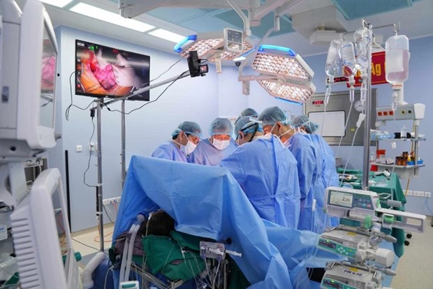 Trasplante de pulmon reporta nuevo hito para Vietnam hinh anh 1