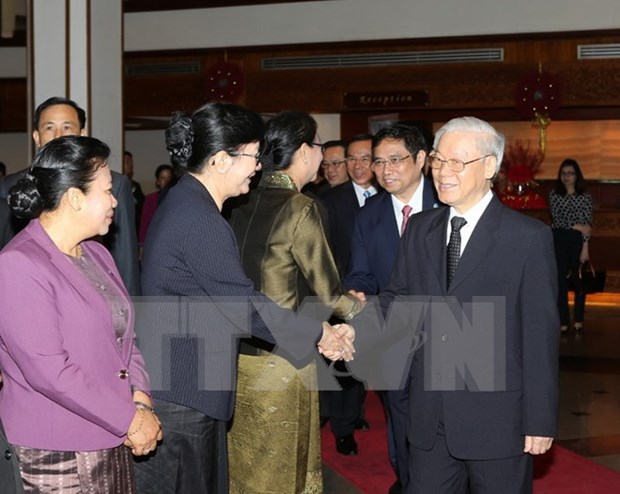 Visita del lider partidista de Vietnam a Laos imprimira brios a nexos bilaterales hinh anh 1