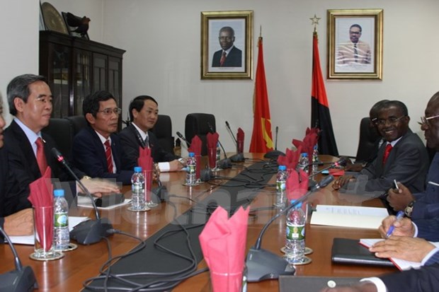 Encaminan Vietnam y Angola hacia robustecimiento de relaciones bilaterales hinh anh 1