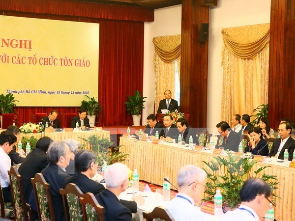 Premier de Vietnam dialoga con dignatarios religiosos hinh anh 1