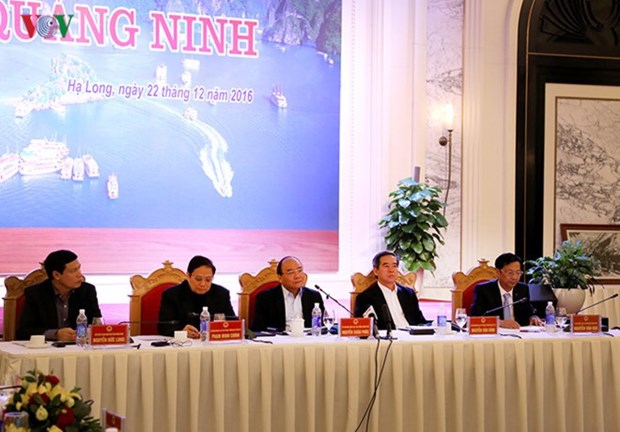 Primer ministro de Vietnam realiza visita de trabajo a provincia nortena hinh anh 1