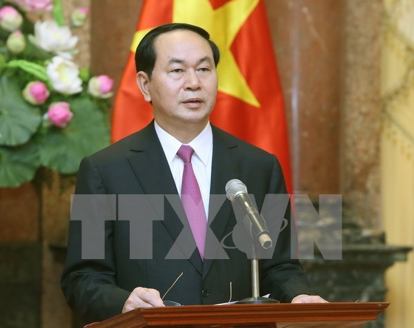 Mar e islas son parte inseparable de la patria, enfatiza presidente vietnamita hinh anh 1