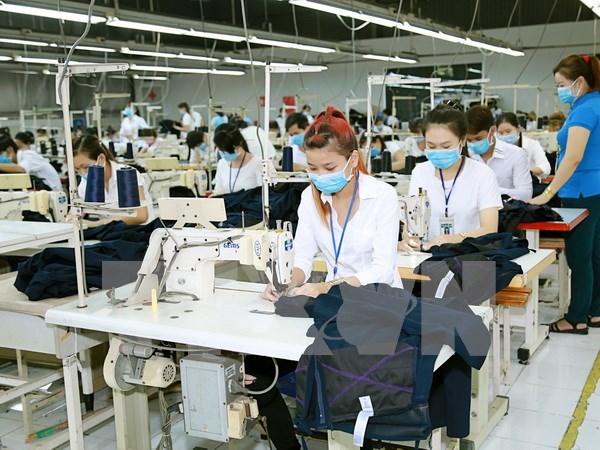 Empresas textiles de Vietnam reciben grandes demandas en primer trimestre hinh anh 1