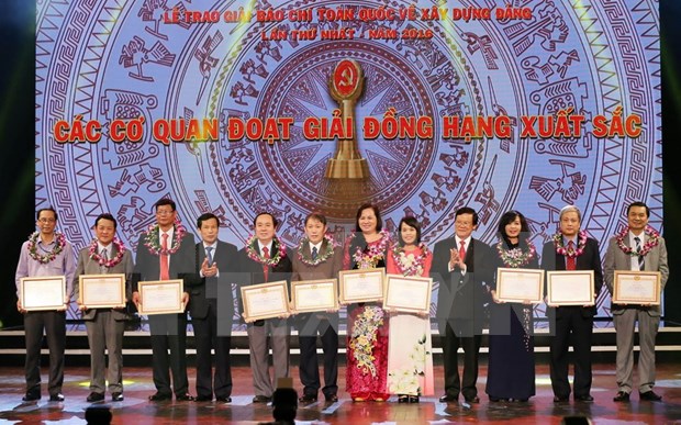 Concurso periodistico destaca trabajo de construccion partidista hinh anh 1
