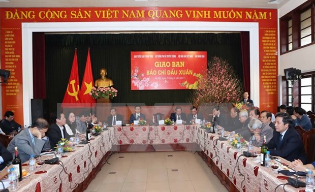 Valoran contribuciones del sector periodistico a logros de Vietnam hinh anh 1