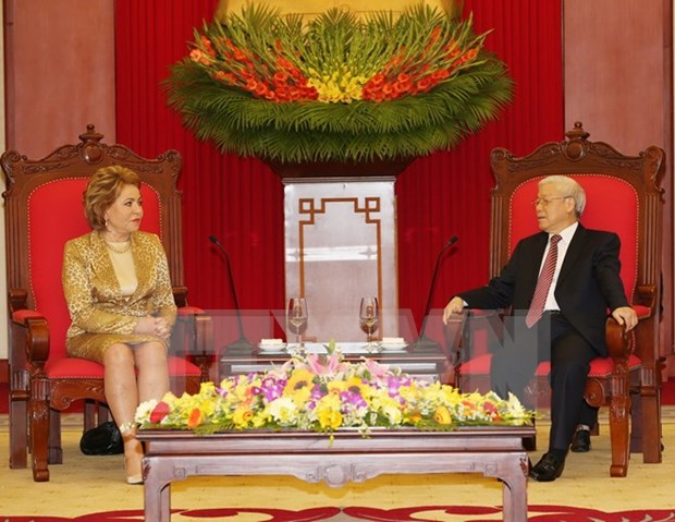 Lider partidista de Vietnam recibe a titular del Senado de Rusia hinh anh 1