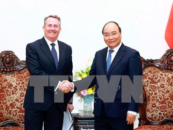 Premier vietnamita llama a duplicar para 2020 comercio con Reino Unido hinh anh 1
